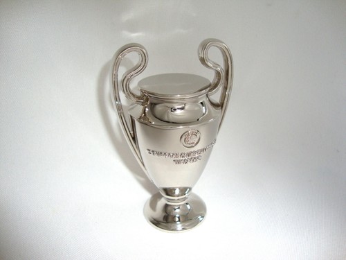 Uefa champions league pokal - champions,