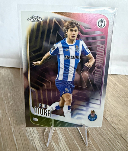 Topps chrome rodrigo mora - topps,